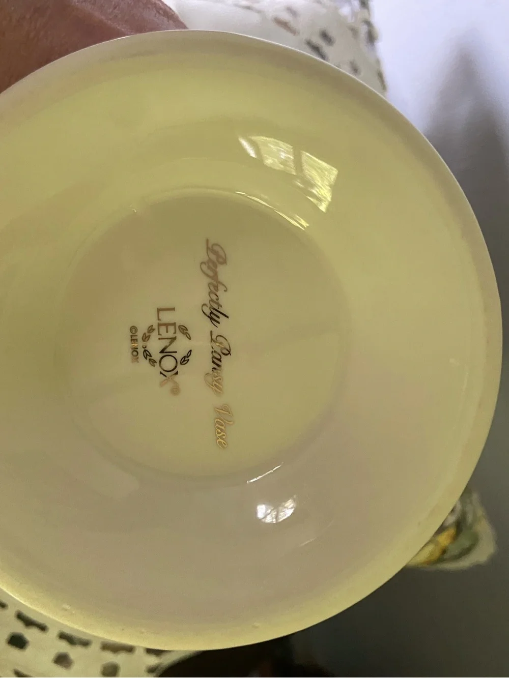 Lenox 8” limited edition 24K gold accent case perfectly pansy